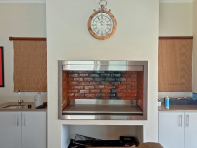 Braai with stainless steel Professional frame & door